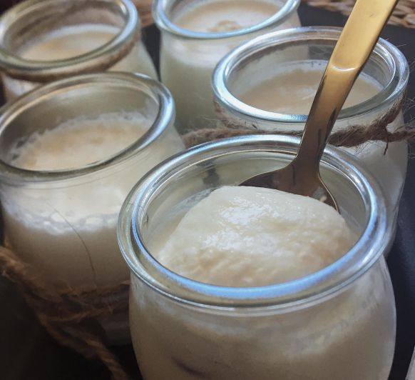 YOGURT NATURAL HECHO EN VAROMA